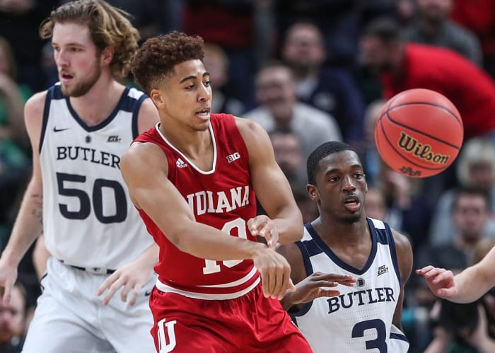 When Indiana met Butler two years ago, Rob Phinisee (10) hit the game-winning shot. Butler's Joey Brunk (50) is now Phinisee's teammate with the Hoosiers. (USA TODAY Sports)